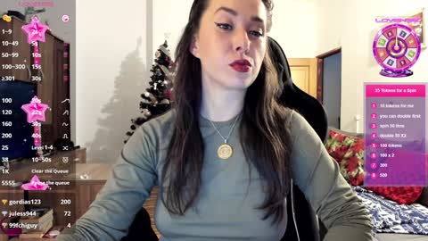 Snapshot of liaquinn chatting on February 4, 7:11 pm LiaQuinn online show from February 4, 7:11 pm