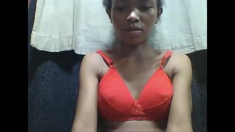Snapshot of liaraisha chatting on October 4, 8:34 am liaraisha online show from October 4, 8:34 am