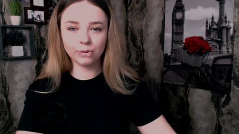 Liara online show from May 4, 7:37 am