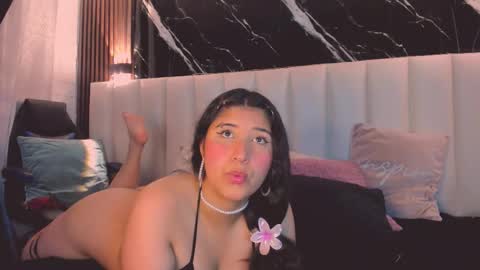 Snapshot of liarossi_ chatting on January 14, 5:40 pm liarossi_ online show from January 14, 5:40 pm