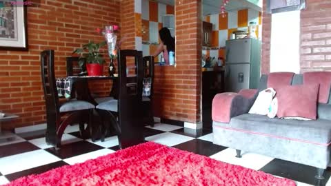 Snapshot of liarouse04 chatting on January 17, 12:32 pm Liarouse04 online show from January 17, 12:32 pm