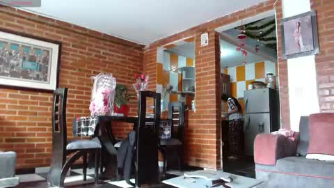 Snapshot of liarouse04 chatting on March 4, 1:17 pm Liarouse04 online show from March 4, 1:17 pm