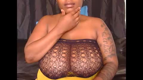 lickabletash98 online show from January 12, 9:30 am