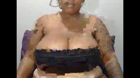 lickabletash98 online show from February 6, 9:00 am