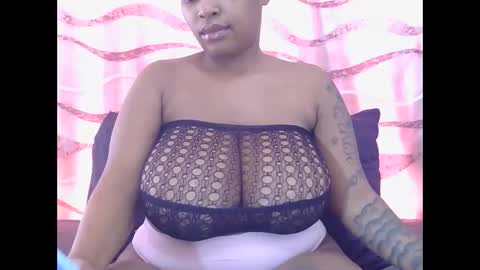 lickabletash98 online show from September 26, 6:39 am