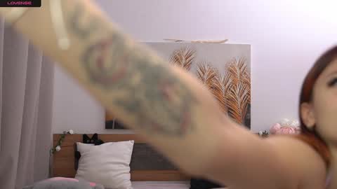 Snapshot of light_my_f1re chatting on September 25, 7:23 am Melissa online show from September 25, 7:23 am