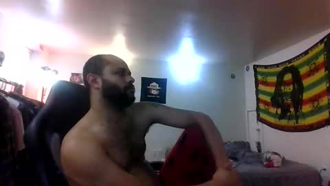 Snapshot of lightskinned666 chatting on November 24, 4:40 pm lightskinned666 online show from November 24, 4:40 pm