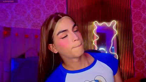 LIHIAN online show from April 15, 1:07 pm