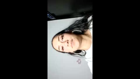 Snapshot of liia__strong chatting on October 12, 9:03 pm LIIA online show from October 12, 9:03 pm