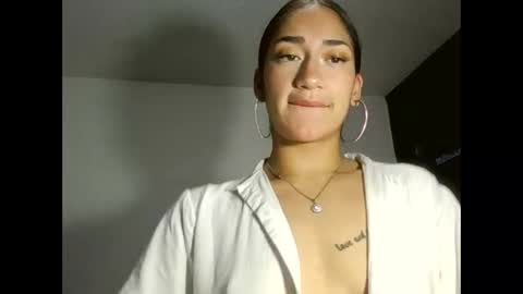 Snapshot of liia__strong chatting on October 13, 12:16 pm LIIA online show from October 13, 12:16 pm