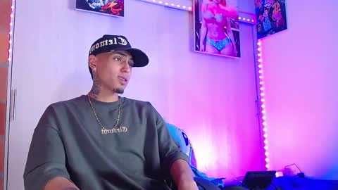 Daniel online show from November 18, 2:54 pm