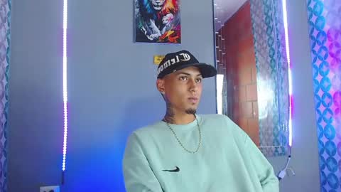 Daniel online show from April 3, 11:25 pm