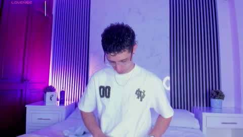 L I I A M online show from March 5, 9:22 pm