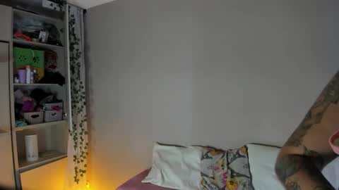 Snapshot of liiavega chatting on November 25, 11:43 am online show from November 25, 11:43 am