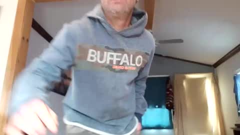 St pierre online show from April 4, 2:25 pm