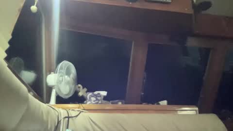 Snapshot of likefhot chatting on November 16, 2:33 pm likefhot online show from November 16, 2:33 pm