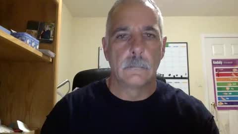 Snapshot of likefhot chatting on December 5, 1:31 pm likefhot online show from December 5, 1:31 pm