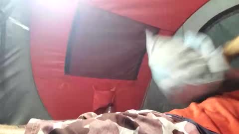 Snapshot of liketowatch1234529419 chatting on December 16, 6:51 am liketowatch1234529419 online show from December 16, 6:51 am