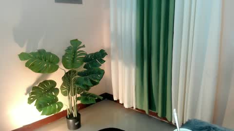 Leng online show from February 6, 7:07 pm