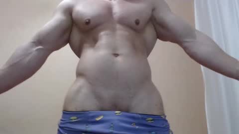 Snapshot of likwidator84 chatting on January 20, 7:15 am Maximus online show from January 20, 7:15 am