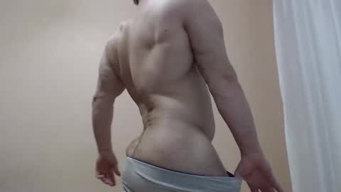 Snapshot of likwidator84 chatting on February 25, 9:31 am Maximus online show from February 25, 9:31 am