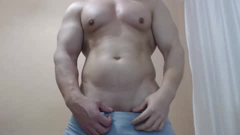 Snapshot of likwidator84 chatting on March 12, 9:55 am Maximus online show from March 12, 9:55 am