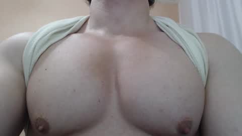 Snapshot of likwidator84 chatting on September 16, 11:00 am Maximus online show from September 16, 11:00 am