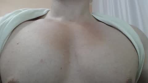 Snapshot of likwidator84 chatting on September 18, 1:18 am Maximus online show from September 18, 1:18 am