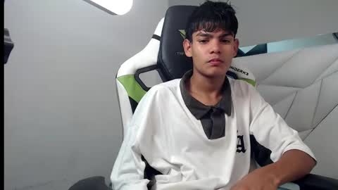 LIAM online show from December 23, 3:37 am