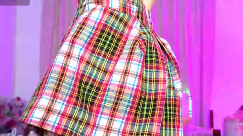 Lil Bella G online show from October 7, 8:00 am