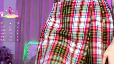 Lil Bella G online show from October 18, 8:15 am