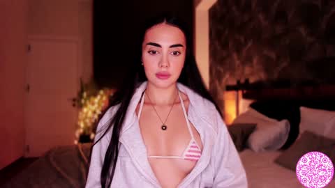 Gabriela online show from December 14, 3:51 am