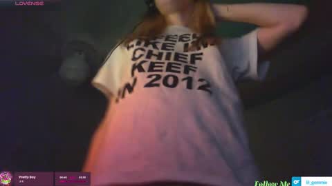 Snapshot of lil_gem chatting on October 30, 11:00 am lil gemmie online show from October 30, 11:00 am