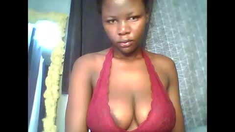 Snapshot of lil_shwaty chatting on December 4, 5:27 am brinna online show from December 4, 5:27 am