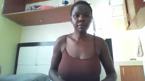 Snapshot of lil_shwaty chatting on March 12, 10:37 am brinna online show from March 12, 10:37 am