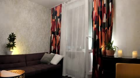 aka princessmaya online show from April 14, 9:21 pm