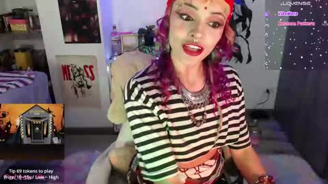 Lila online show from October 17, 10:34 pm