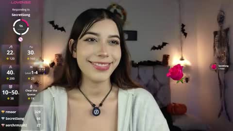 Snapshot of lila_min chatting on October 6, 2:36 pm lila_min online show from October 6, 2:36 pm