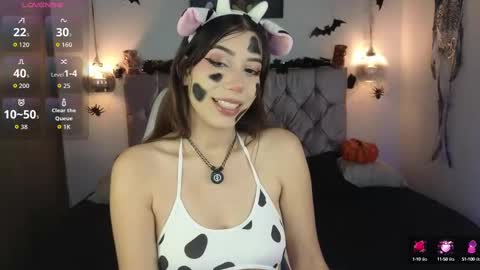 Snapshot of lila_min chatting on October 10, 2:05 pm lila_min online show from October 10, 2:05 pm