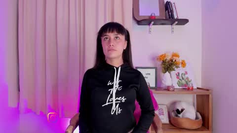 Snapshot of lila_rush_ chatting on October 27, 10:36 pm Lila  online show from October 27, 10:36 pm