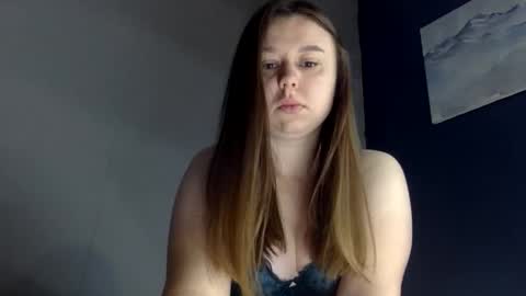 Lily online show from October 8, 7:50 am