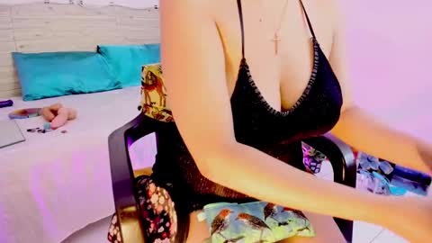 Lilah Sweet online show from September 9, 12:15 pm