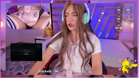 Snapshot of lilapop__ chatting on January 13, 10:04 pm Lila online show from January 13, 10:04 pm