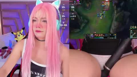 Snapshot of lilapop__ chatting on February 23, 1:30 pm Lila online show from February 23, 1:30 pm