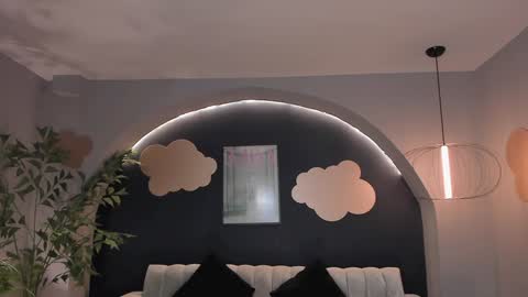 Snapshot of lilawest chatting on January 14, 1:15 am Lila West online show from January 14, 1:15 am