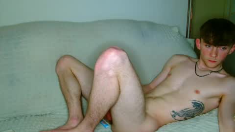 Snapshot of lilbearxxxx chatting on May 9, 11:32 pm lilbearxxxx online show from May 9, 11:32 pm