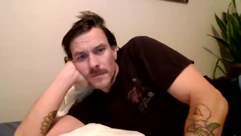 lildeer1980 online show from December 24, 9:55 pm