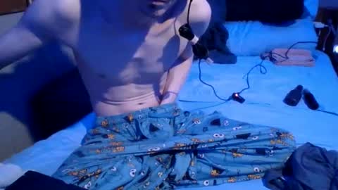 lildman420 online show from September 28, 7:14 am