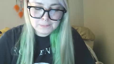 Snapshot of lilemmy1999 chatting on November 26, 8:54 pm emily ryanson online show from November 26, 8:54 pm