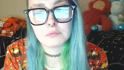 Snapshot of lilemmy1999 chatting on December 17, 2:06 am emily ryanson online show from December 17, 2:06 am